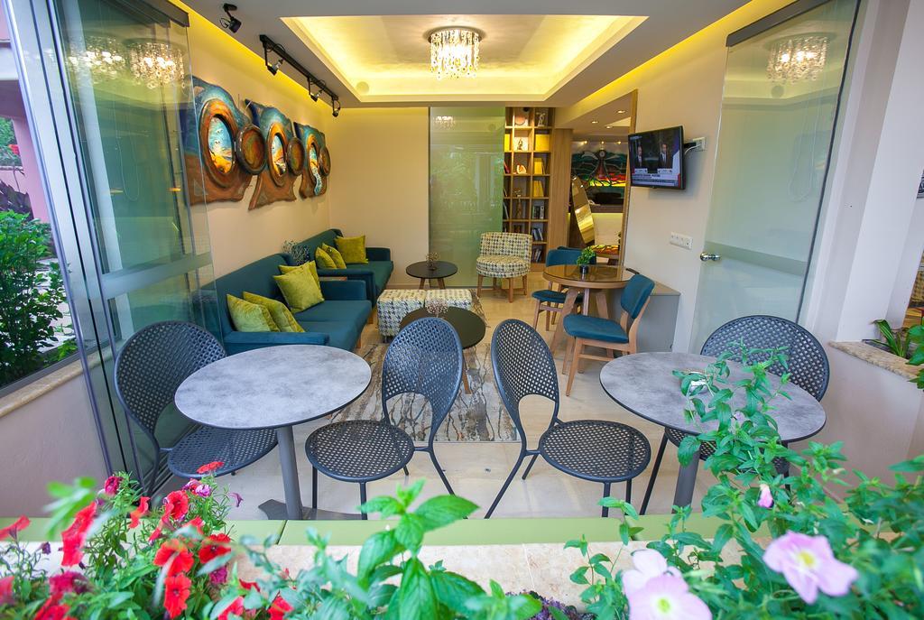 Paradise Lost Hotel-Apartments โตโล ภายนอก รูปภาพ