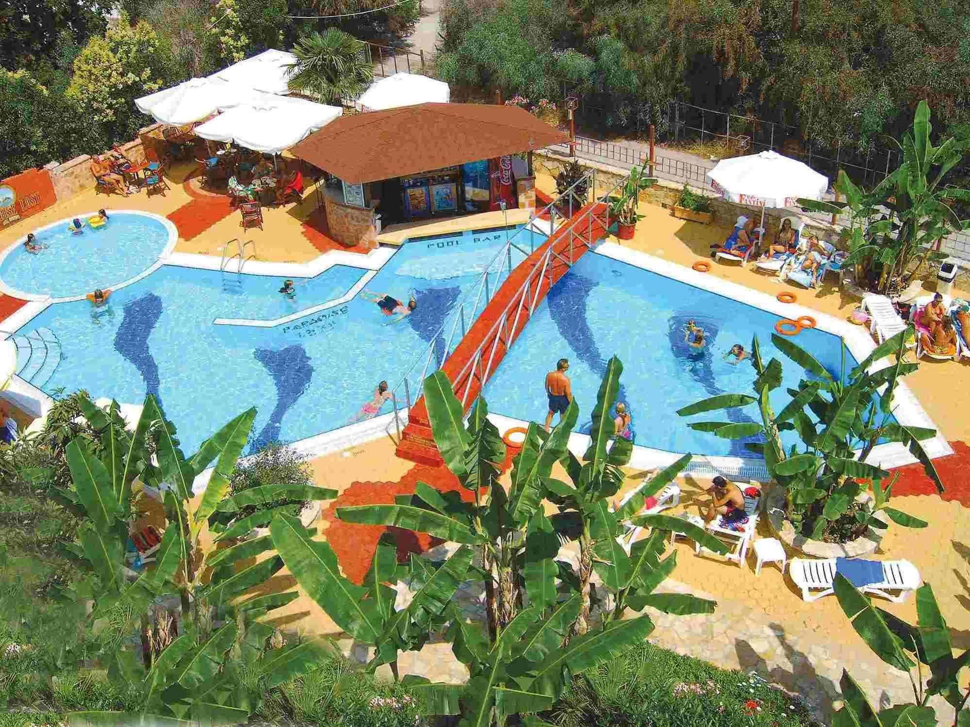 Paradise Lost Hotel-Apartments โตโล ภายนอก รูปภาพ