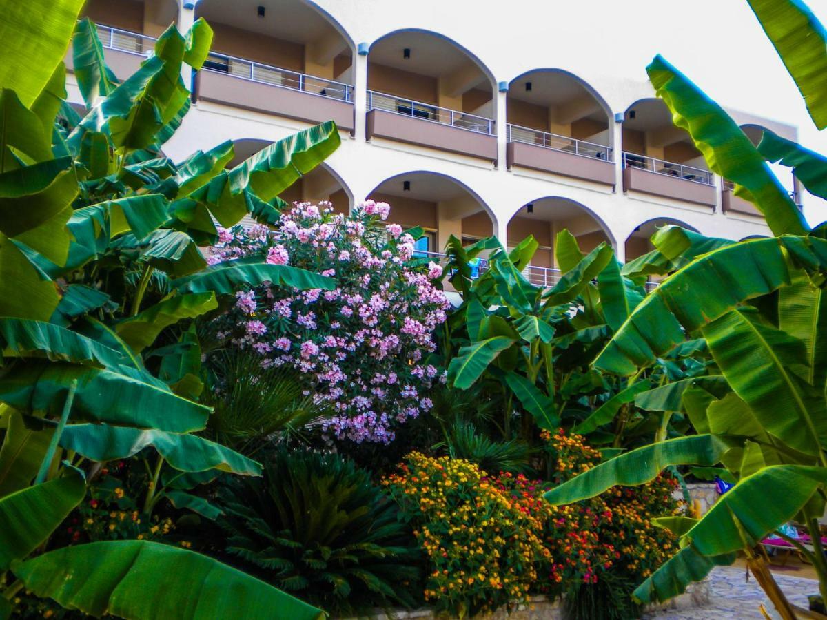 Paradise Lost Hotel-Apartments โตโล ภายนอก รูปภาพ